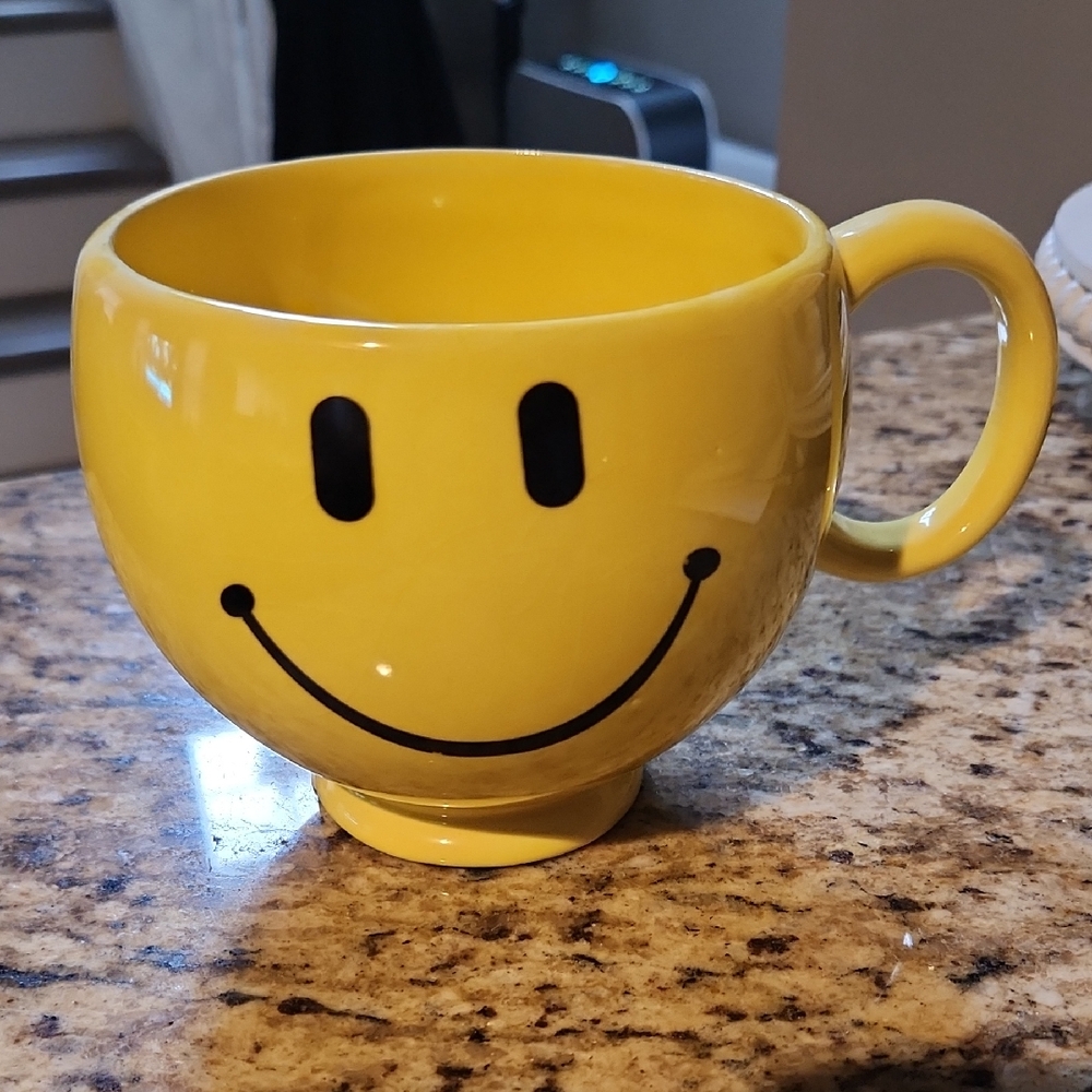 Yellow Smiley Face Mug